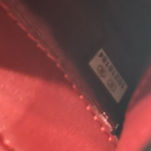 CHANEL Matelasse Caviar Skin Card Case - Picture 5 of 16